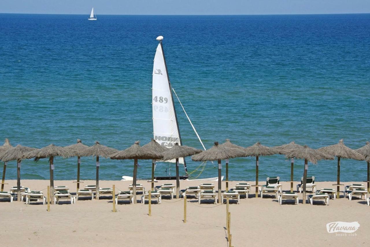 Apartaments Beach & Golf Resort ปัลส์ ภายนอก รูปภาพ